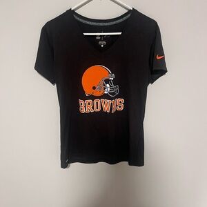 Nike Women's Medium Cleveland Browns Dri-Fit T-Shirt